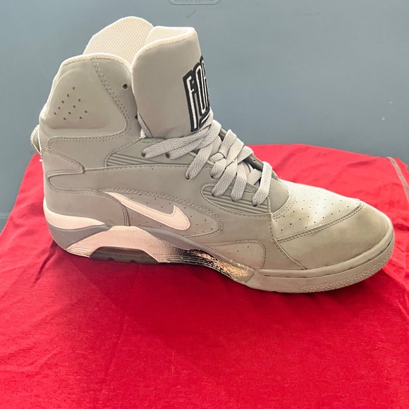 Nike Other - NIKE AIR FORCE 180 Shoes Sz 11 Wolf Gray